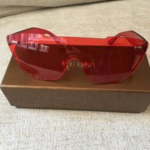 ♥️Brand New Red Shades With Black Pouch